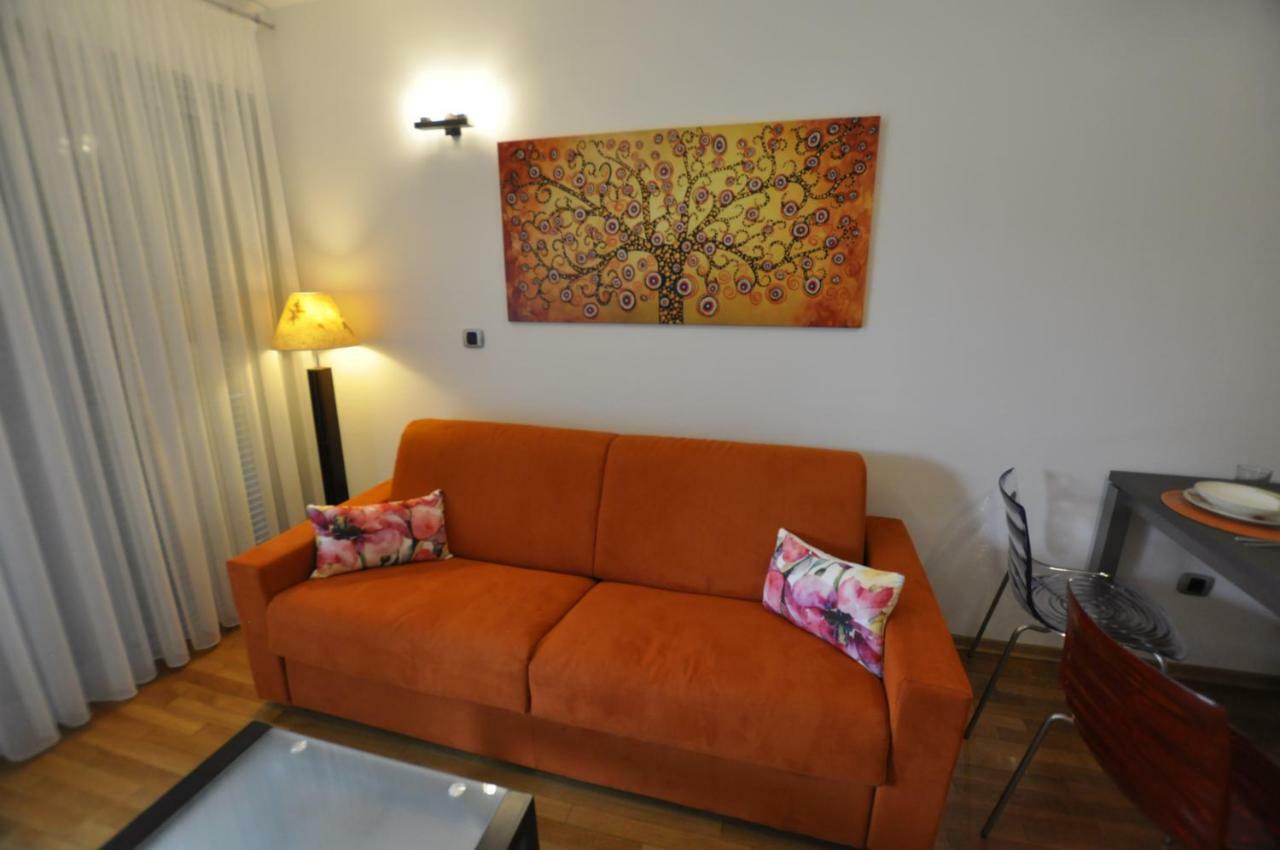 Alessia Apartments-Top Location And Garage Parking Rovinj Exterior foto
